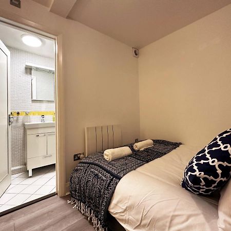 Chic Apartment In Mayfair London Bagian luar foto